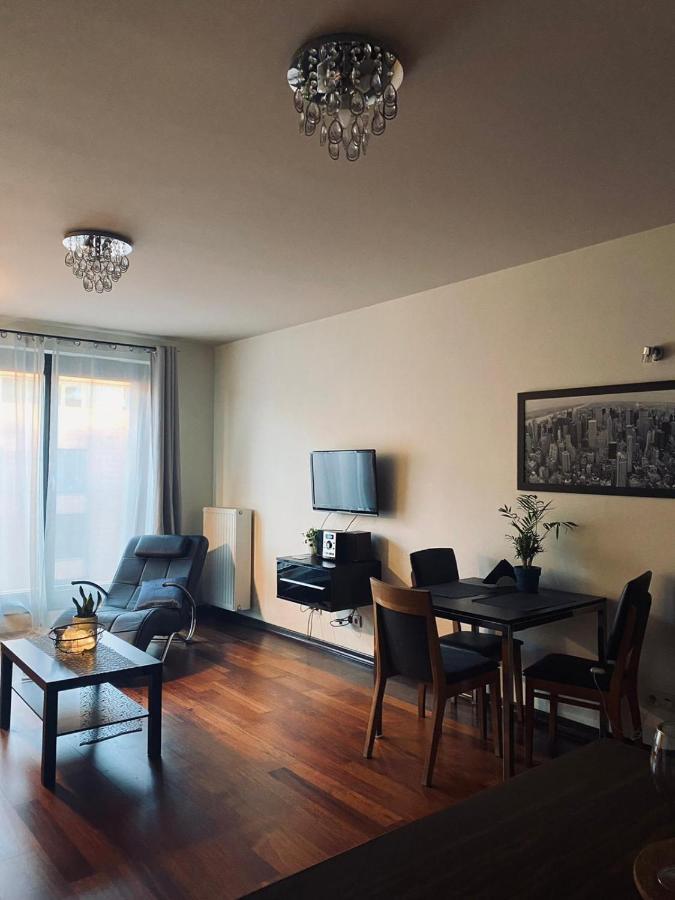 Perfect Spot / Szlak / Center